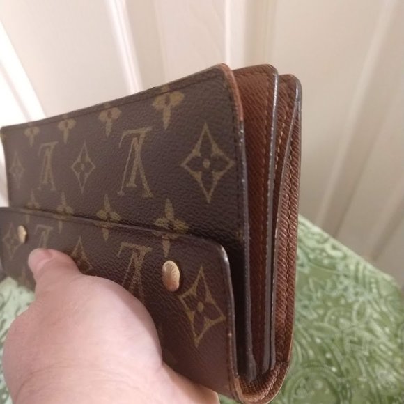Louis Vuitton Accordeon Monogram Wallet with Chain - Picture 6 of 8